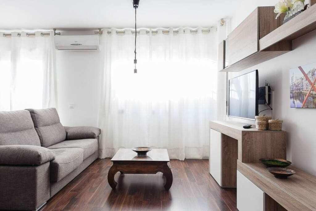Apartamento Para 4 Con Terraza En El Centro Girona Exterior photo