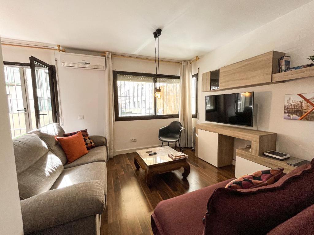 Apartamento Para 4 Con Terraza En El Centro Girona Exterior photo