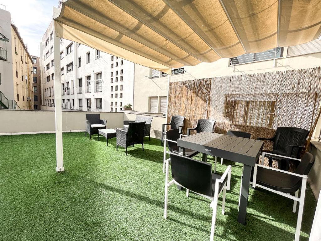 Apartamento Para 4 Con Terraza En El Centro Girona Exterior photo